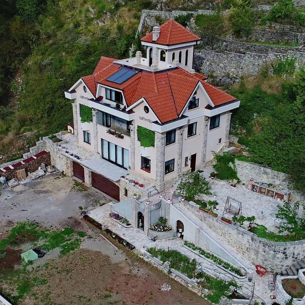 Вилла в Черногория, фото 1