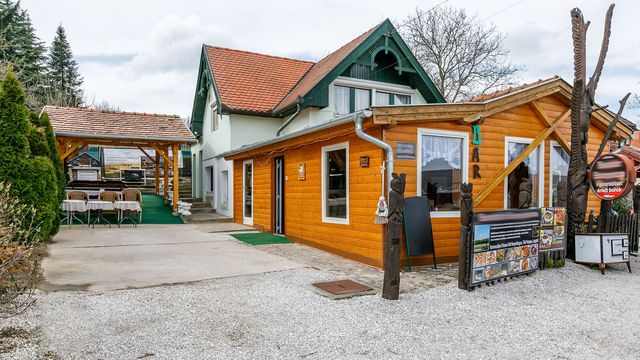 Дом в Хевиз