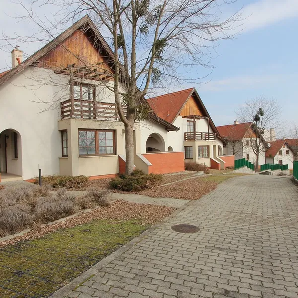 Квартира в Черсегтомай, фото 1