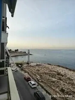 Квартира в Пиреас