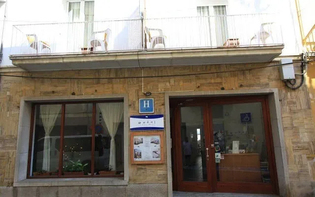 Отель в с'Агаро