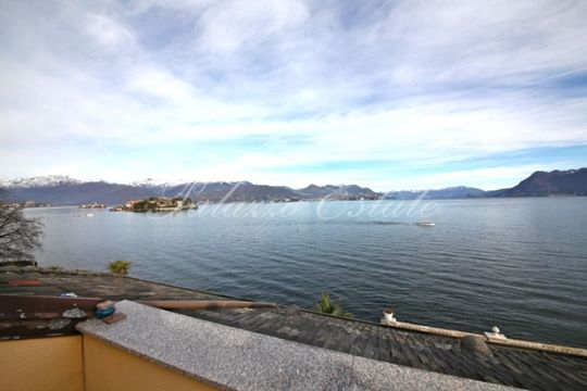 Квартира в Стреза