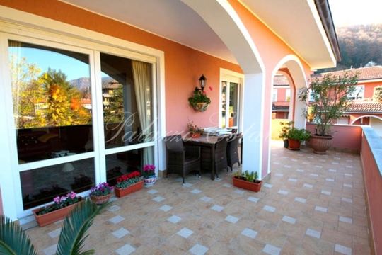 Квартира в Стреза