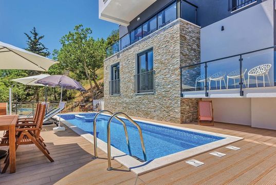 Вилла в Локва-Рогозница