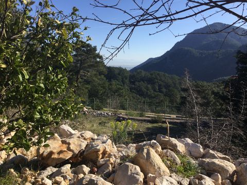 Земельный участок в Анталия