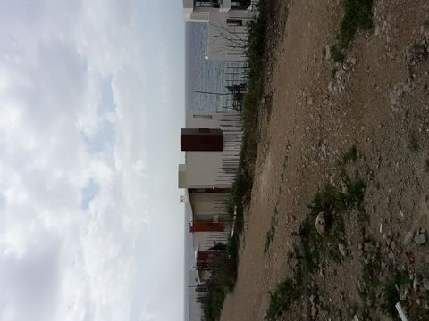 Земельный участок в Хлорака