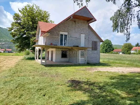 Дом в Никшич