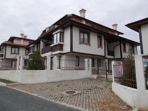 Таунхаус в Лозенец