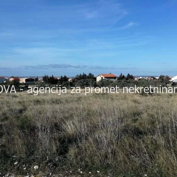Земельный участок в Нин, фото 1