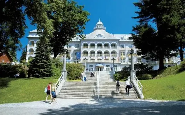 Квартира в Есеник
