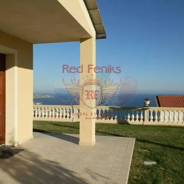 Вилла в Сан-Ремо, фото 1