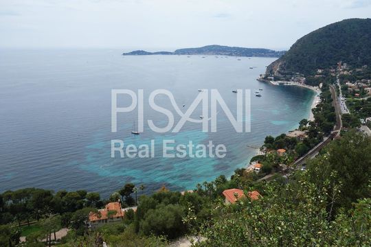 Отдельный дом в Эз