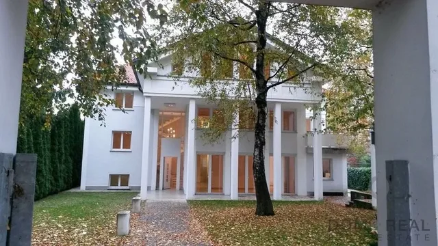 Отдельный дом в Бежиград