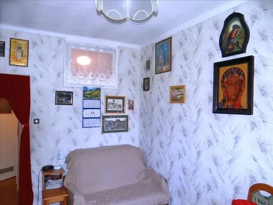 Студия в Краков