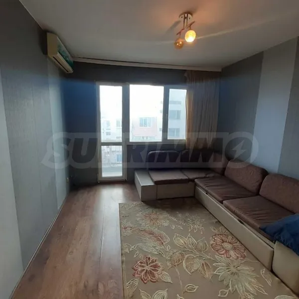 Квартира в 4-тирайон, фото 1
