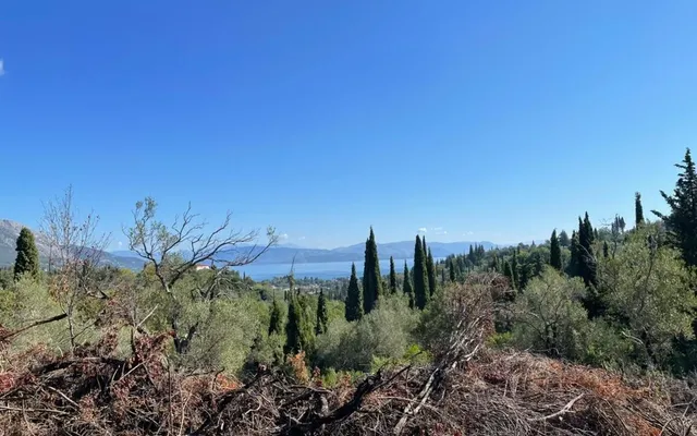Земельный участок в Corfu