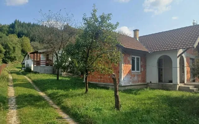 Дом в Багина Башта