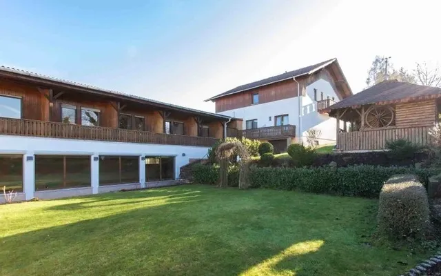 Отель в Френкиш-Крумбах