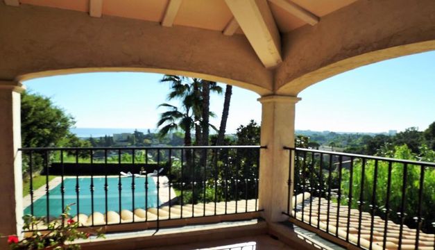 Вилла в Антиб