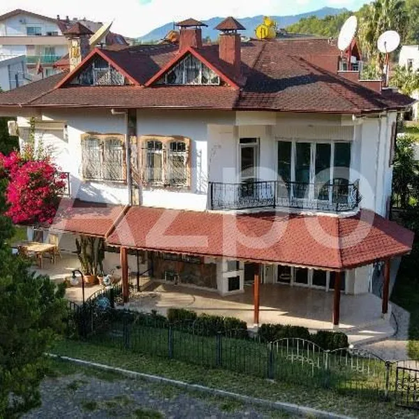 Вилла в Şekerhane Махаллеси, фото 1