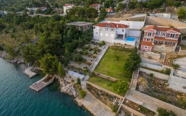 Вилла в Стариград
