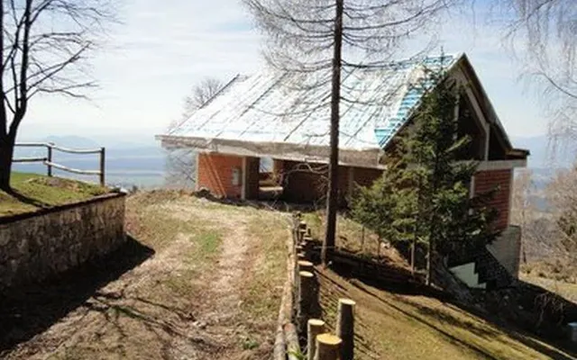 Дом в Любляна