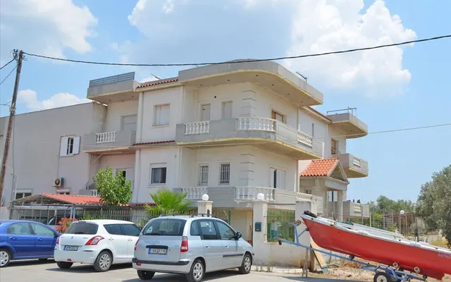 Коммерческая недвижимость в Loutraki - Perachora