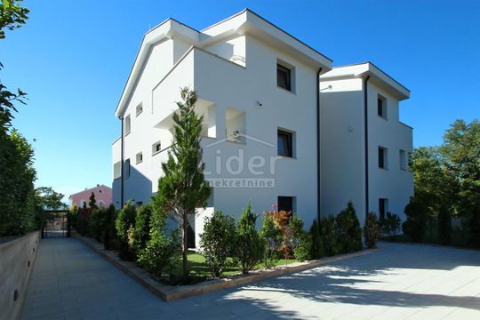 Квартира в Малинска