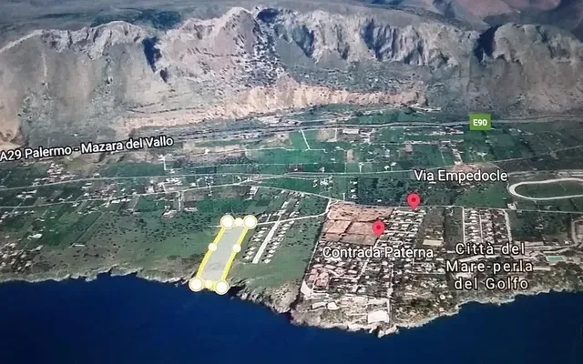 Земельный участок в Палермо