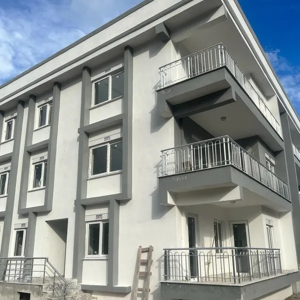 Квартира в Ени, фото 1