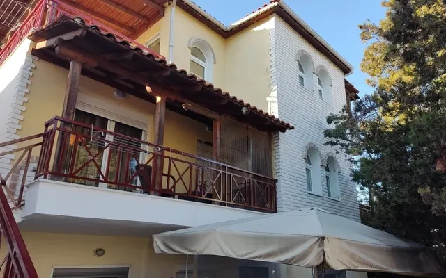 Отдельный дом в Επανομή