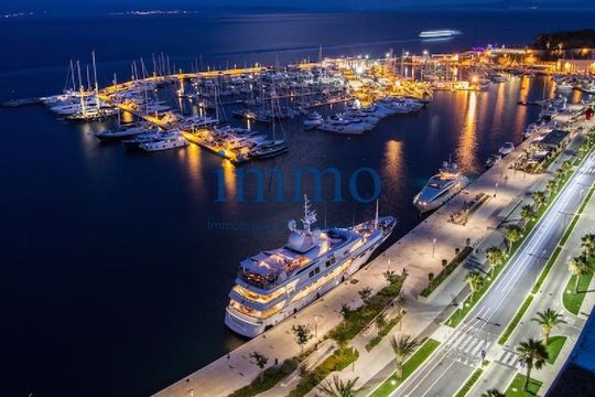 Квартира в Сплит