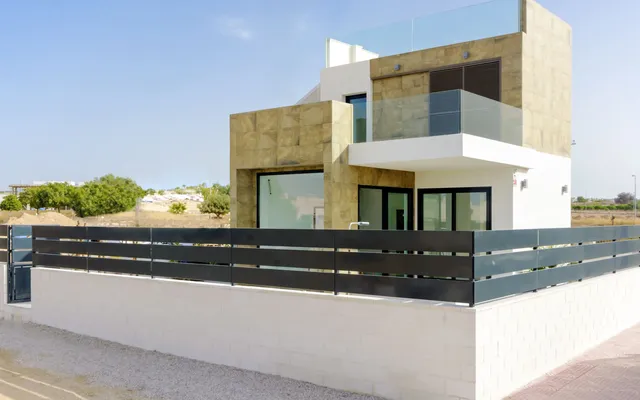 Дом в Торревьеха