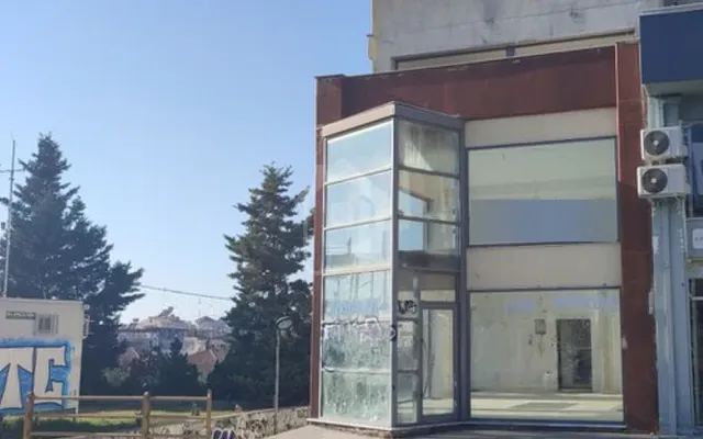Коммерческая недвижимость в Stavroupoli