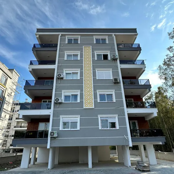 Квартира в Ени, фото 1