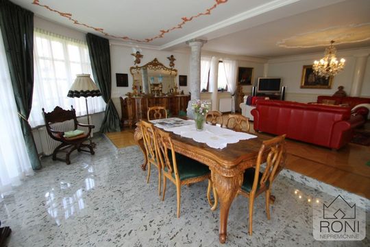 Отдельный дом в Церклье-на-Гореньскем