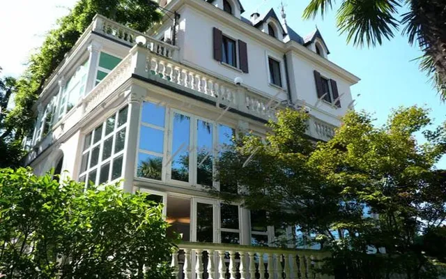 Вилла в Луино