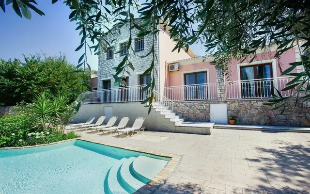 Вилла в Corfu