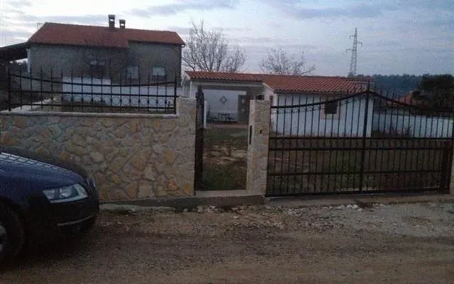 Дом в Пула