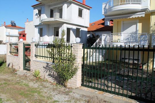 Таунхаус в Аспровалта