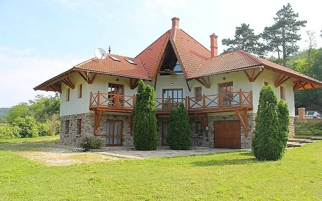 Вилла в Пониарквашег