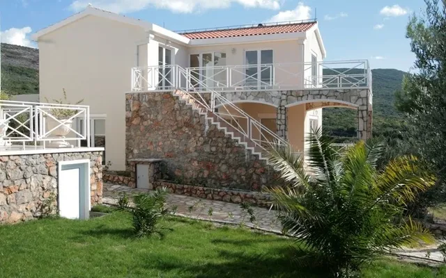 Дом в Бигова