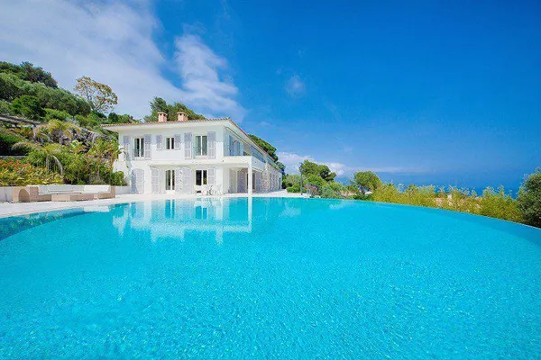 Вилла в Прованс-Alpes-Côte d'Azur