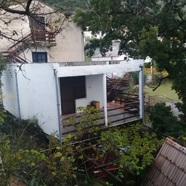 Отдельный дом в Сутоморе, фото 1