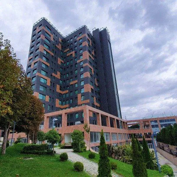 Квартира в Кумурийет Махаллеси, фото 1