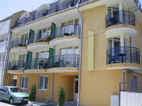 Отель в Китен