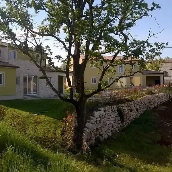 Вилла в Фоличи, фото 1