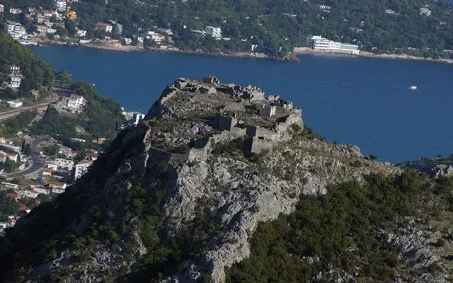 Квартира в Сутоморе