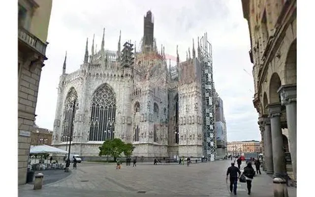 Пентхаус в Милан