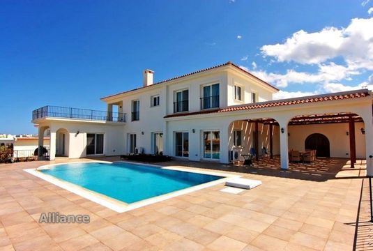 Вилла в Эсентепе